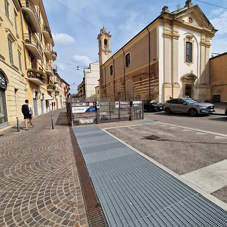 Holidhome - Dimora Castelvecchio Ai Salvi - Storico Nel Cuore Di Daire *