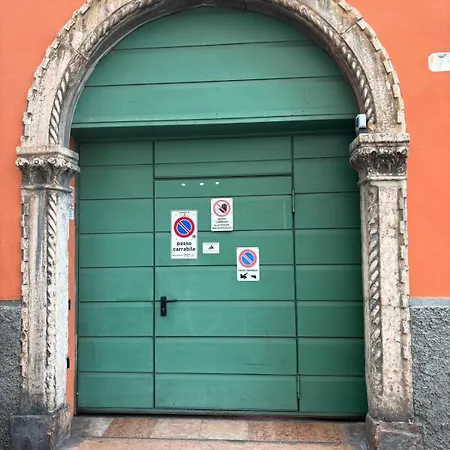 Dimora Castelvecchio Ai Salvi - Storico Nel Cuore Di Con Parcheggi Su Richiesta Apartamento Verona